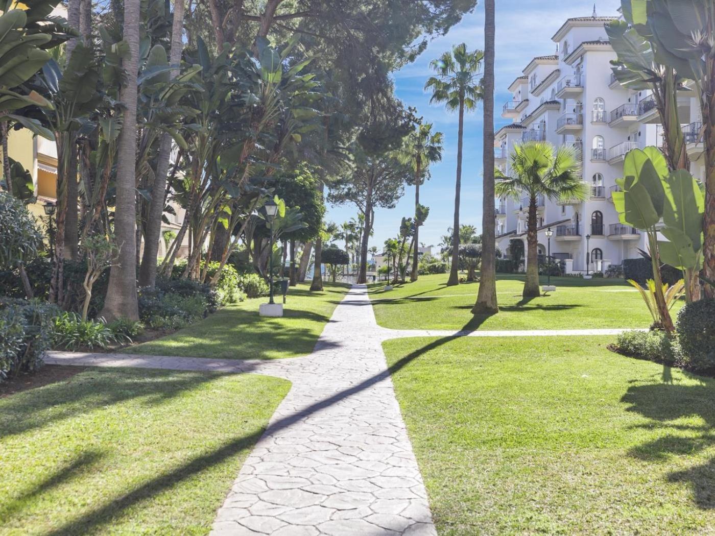 Cerca De La Playa Ref Adm409 * Marbella